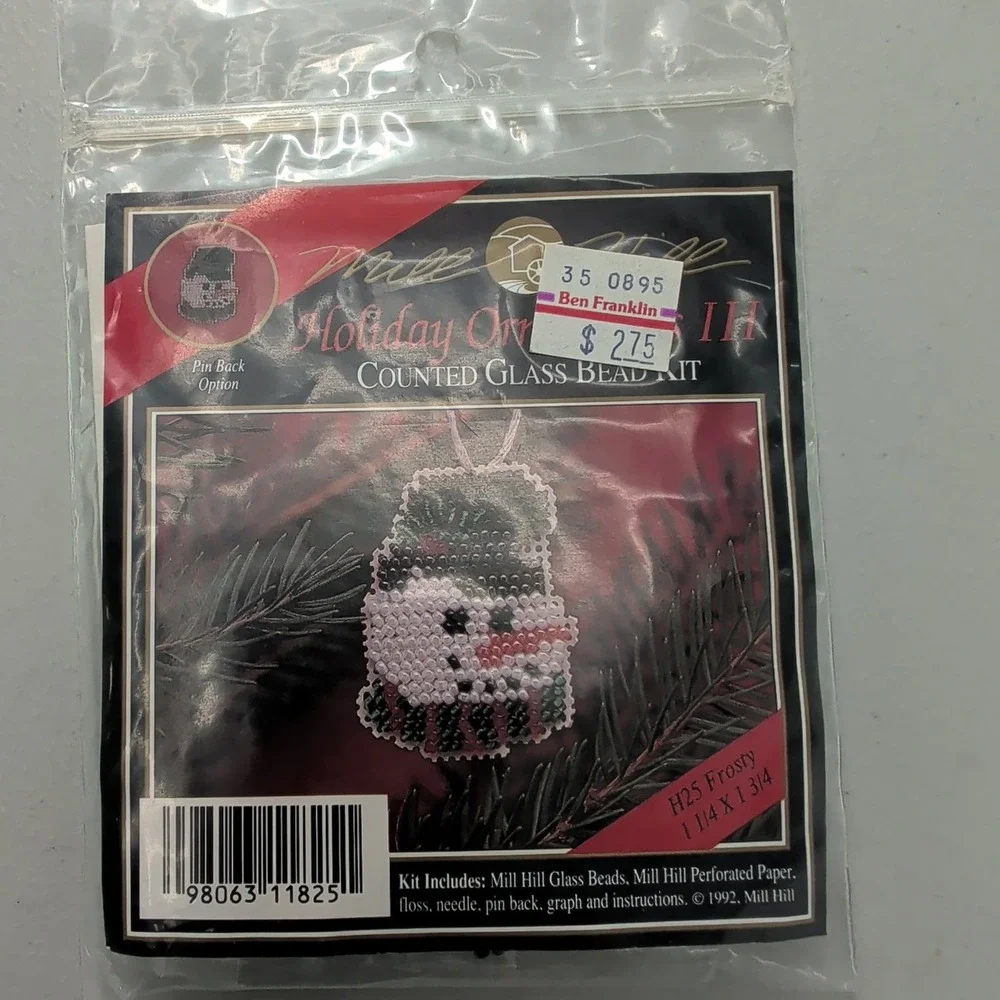 Mill Hill Holiday Ornaments III Frosty Counted Glass Bead Kit H25 Vintage 1992